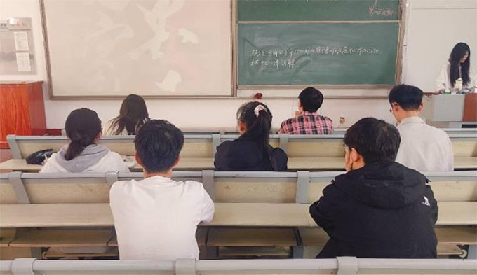 地理與環(huán)境學(xué)院舉辦“展國(guó)安才俊風(fēng)華 筑華夏安全堡壘”演講比賽