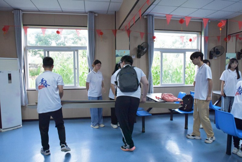 夏日溫情：巢湖學院體育學院藝術服務團敬老院慰問之旅