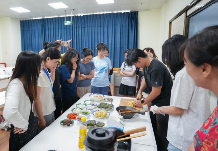 非遺進校園：廣西師大師生體驗桂林油茶制作技藝