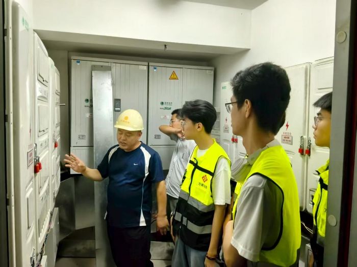 山東大學(xué)"電亮未來"配電工程實(shí)踐團(tuán)隊(duì)電能表專項(xiàng)檢查實(shí)習(xí)