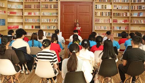 江西師范大學(xué)文學(xué)院順利舉行《好學(xué)青年》第二期閱讀分享會(huì)活動(dòng)